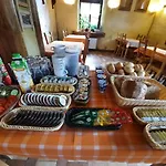 Gosciniec Pod Lipa Bed & Breakfast Sklářská Poruba