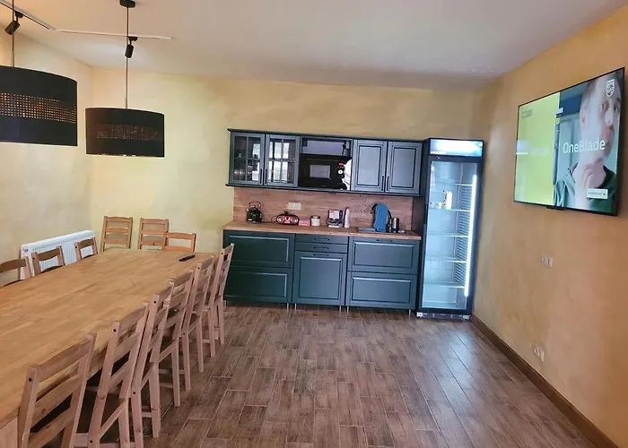 Bed & Breakfast Gosciniec Pod Lipa 3*