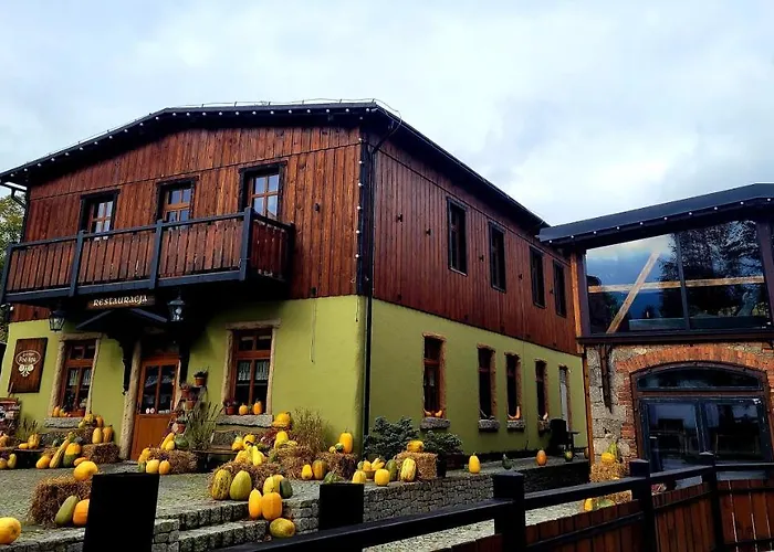 Gosciniec Pod Lipa Bed & Breakfast Szklarska Poręba