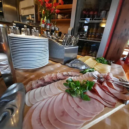 Gosciniec Pod Lipa 3*