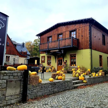 Bed & Breakfast Gosciniec Pod Lipa