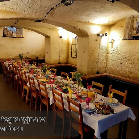 Bed & Breakfast Gosciniec Pod Lipa 3*