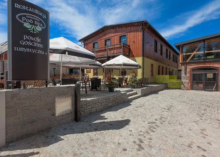 Gosciniec Pod Lipa ベッド・アンド・ブレックファスト 3*